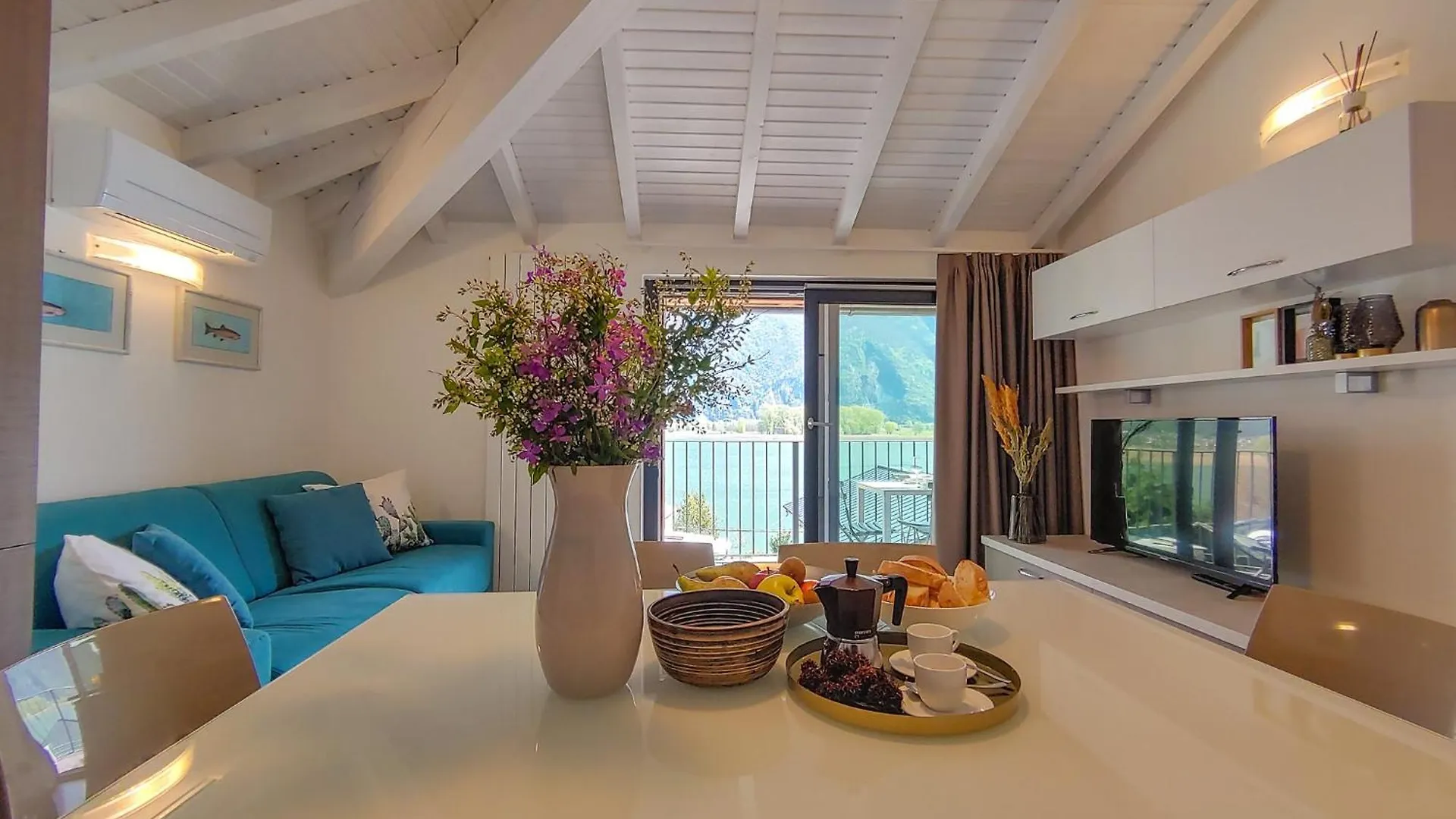 Dascio Dolce Ferienwohnung Panorama Balkon Am See 0*,